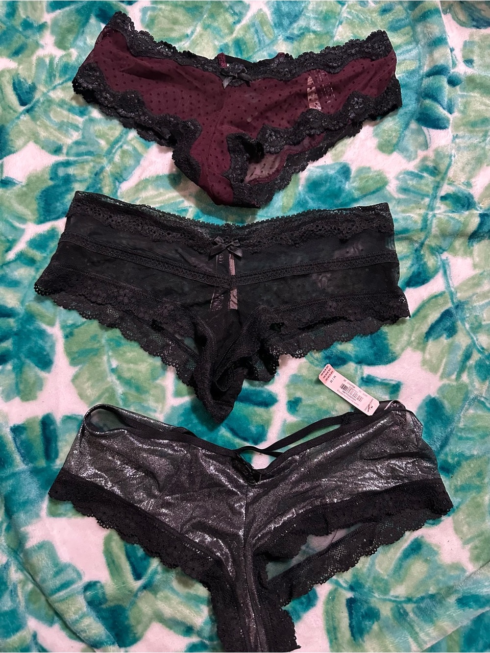 Super Sexy Victoria’s Secret Panty Lot,M,NWT